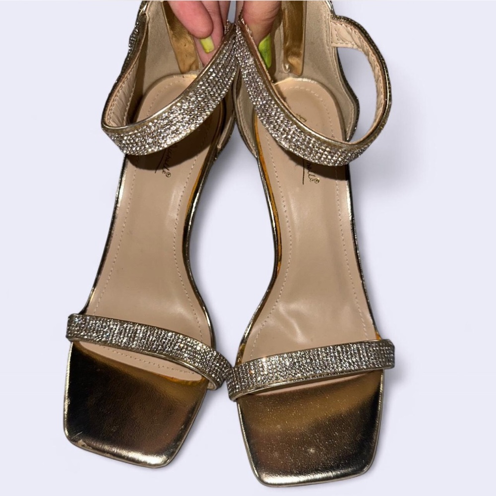 Ann Michell Heels - Picture 2 of 4